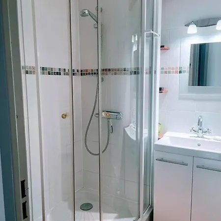 Duplex 2 Avec Terrasse Et Piscine Villa *